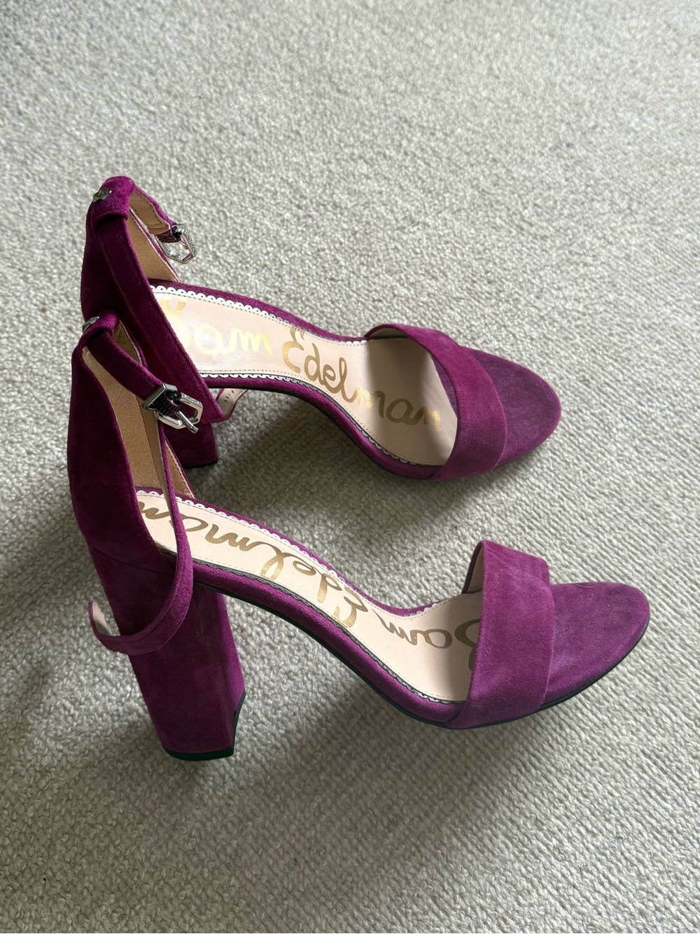 NWOT Sam Edelman Fuschia Suede block heels